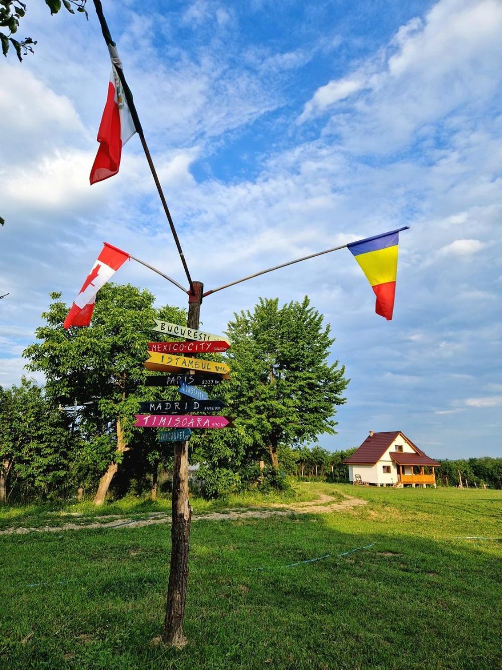 ホテル Glamping Agapia Agapescu エクステリア 写真